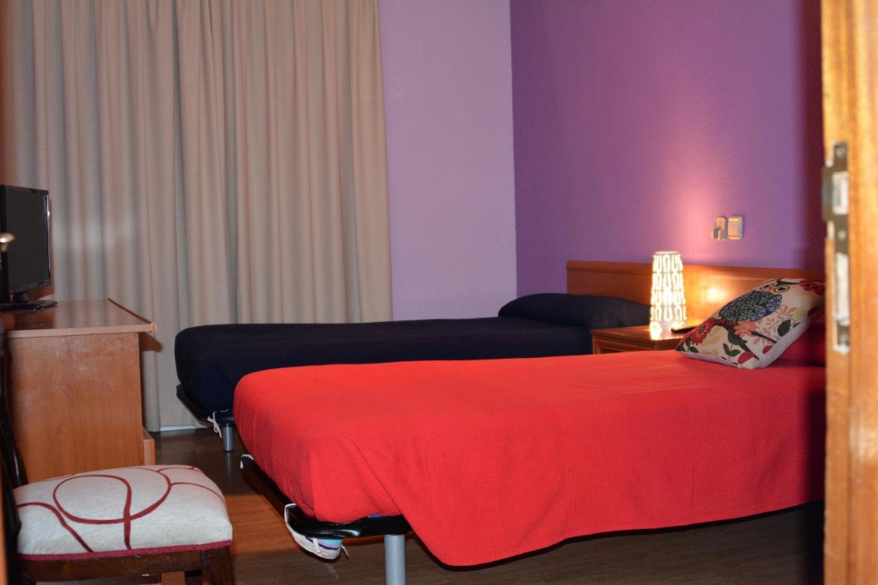 Hostal Gastrobar Carmelo Villarejo de Salvanés Exteriér fotografie